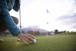 Best Time to Play Golf for Perfect Playing Conditions