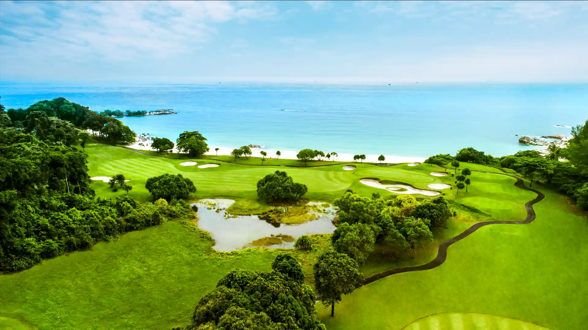 The Best Golf Course with Ocean View in Riau